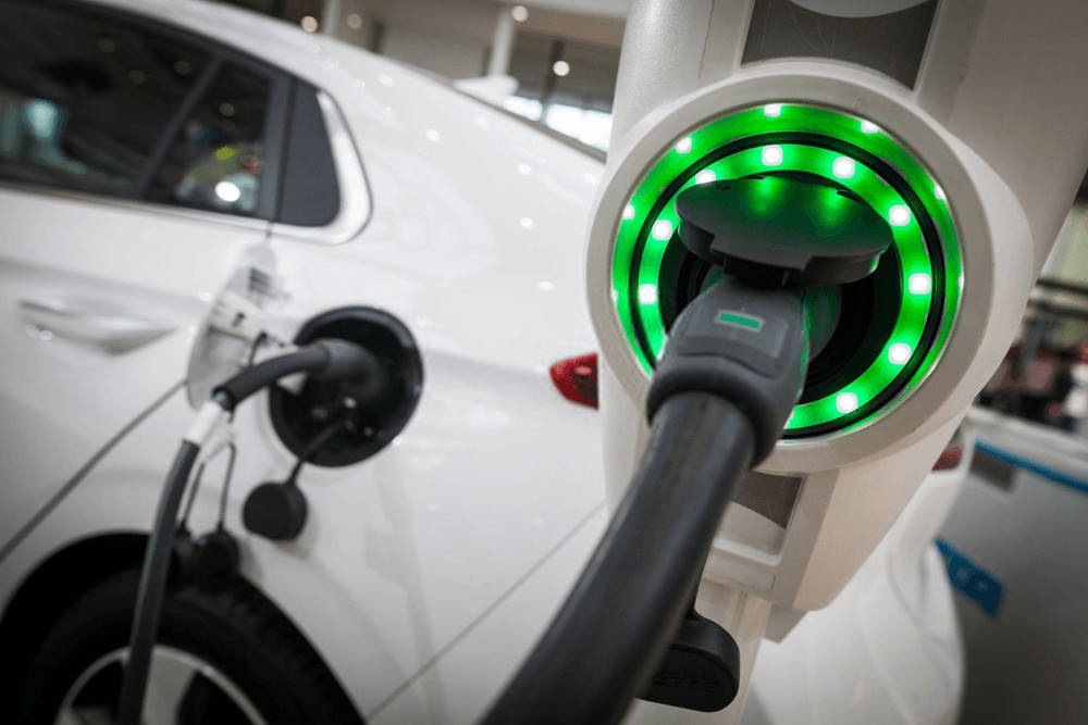 Charging Electric Vehicle, Energy Management